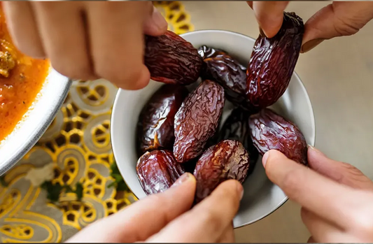The Ultimate Guide to Dates: A Superfood for Health & Nutrition